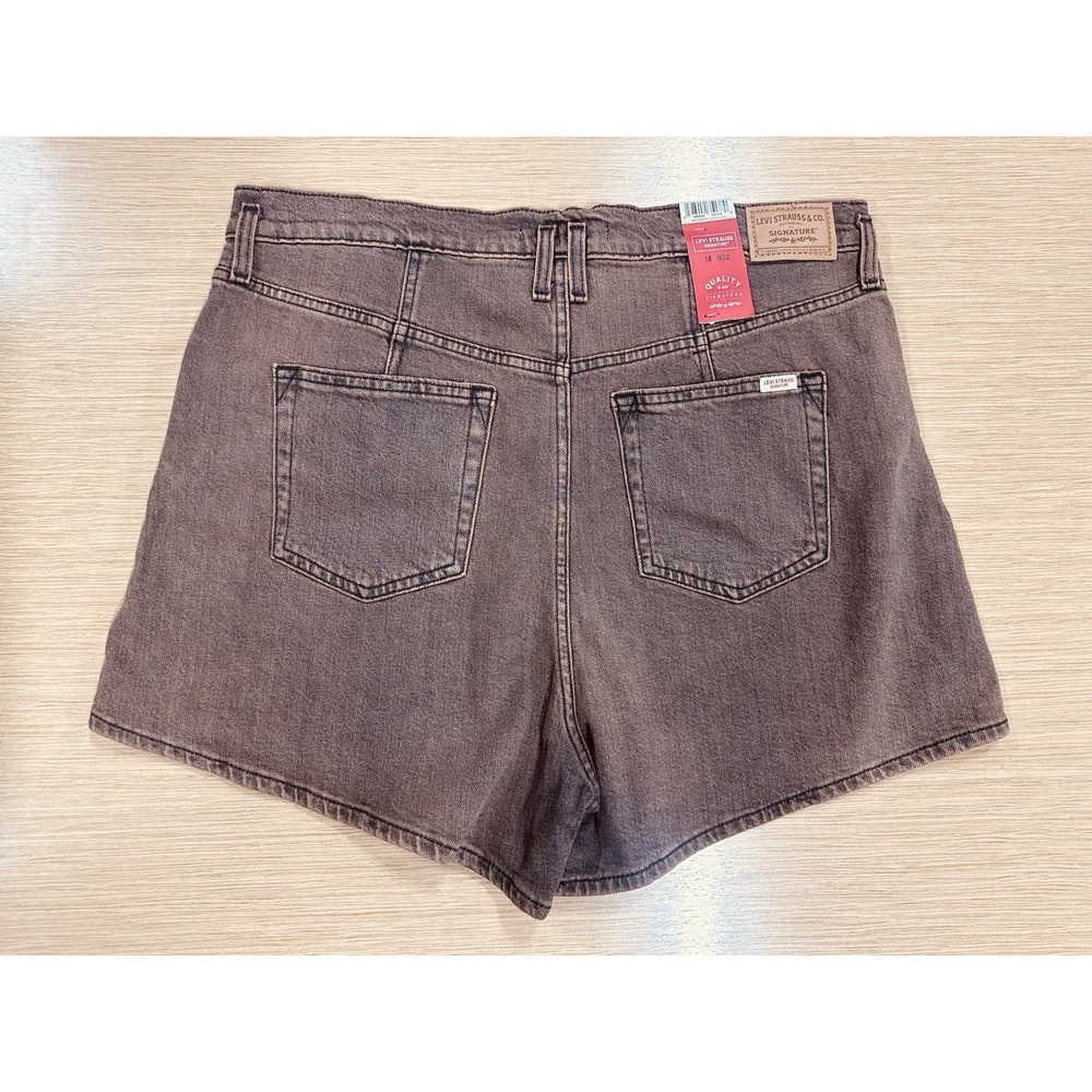 NWT Levi Strauss Women A-Line Shorts High Rise Size 14/32W Faded Brown Gray Wash - Picture 6 of 11
